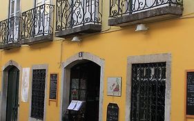 Grapes And Bites Hostel